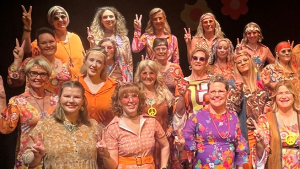 Damekor med 70-talls konsert i Dyrøy
