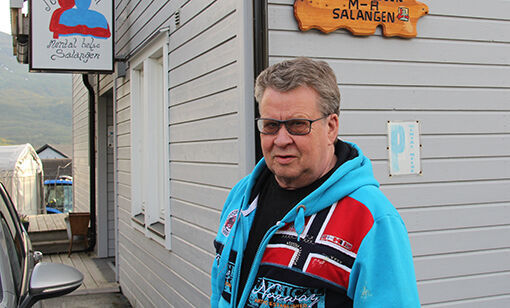 - Takker lokalsamfunnet