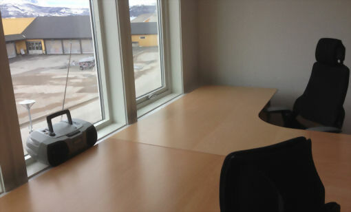 Det blir fortsatt aktivitet i lokalene til kontorhotellet på Sjøvegan. Det går fylkesrådet i Troms fylkeskommune inn for. FOTO: HERLEIF KRISTOFFERSEN